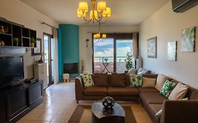 Nikol Apartment